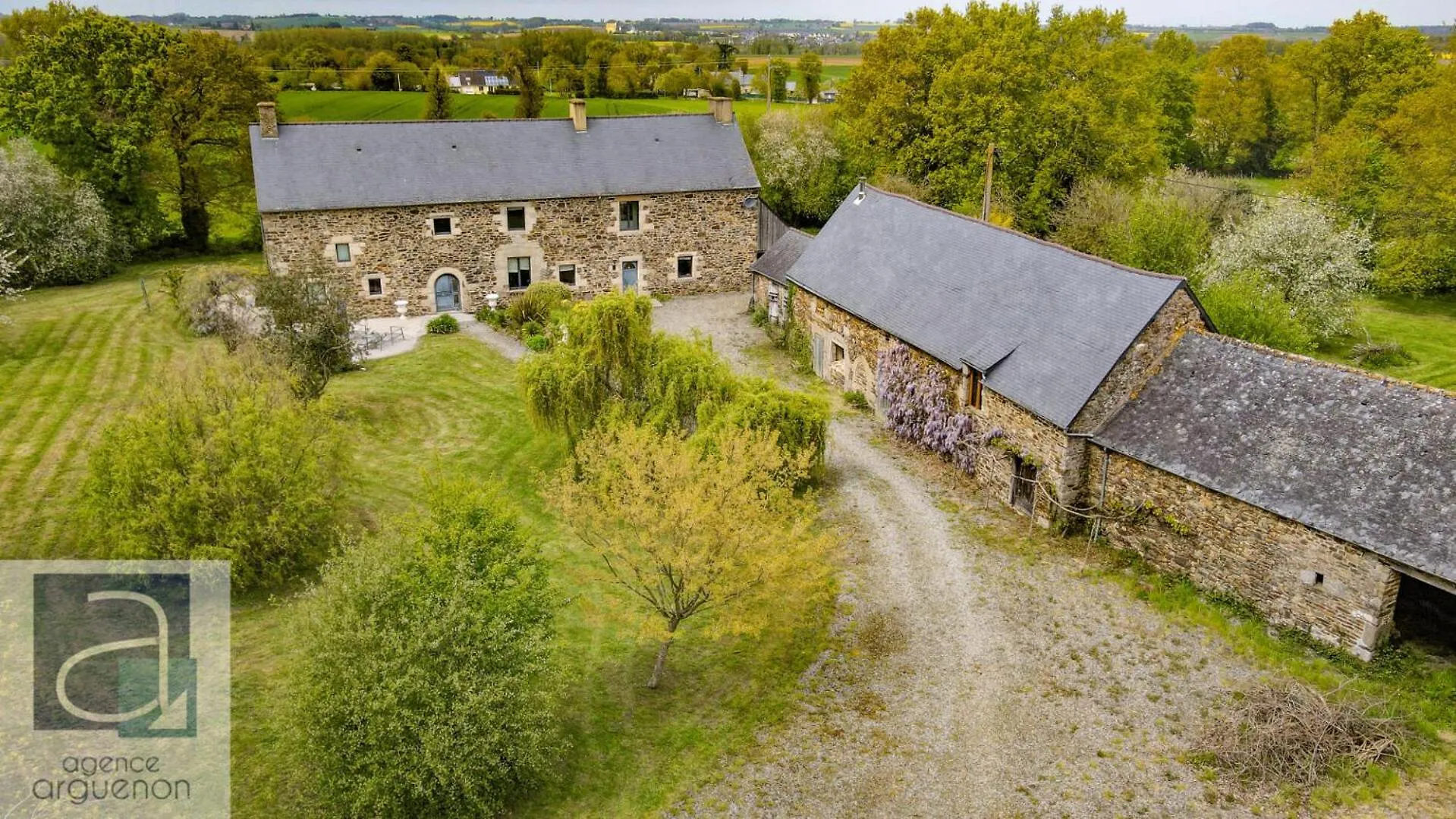 Les Clos - Manoir Breton Plenee-Jugon 0*,  France