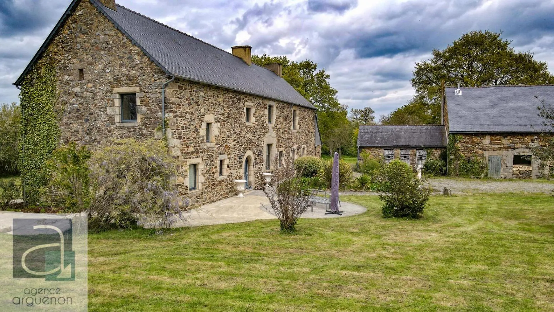 Les Clos - Manoir Breton Plenee-Jugon